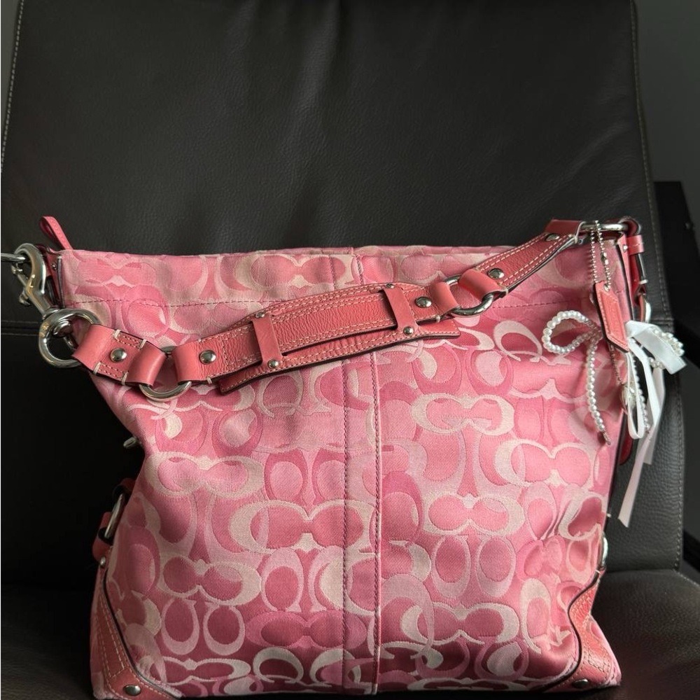 Rare Coach Pink and White Signature Shoulder Bag